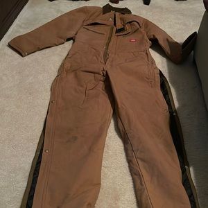 Used Dickies heavy duty coveralls. Size 34/36 regular.